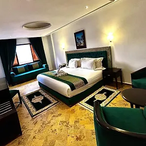 Les Trois Palmiers 3* Marrakesh